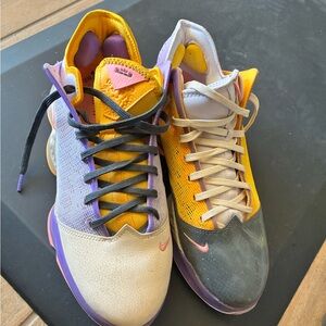 Nike Men Multicolor Athletic Shoes